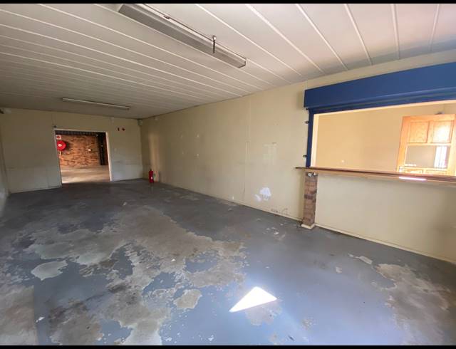 775M² WAREHOUSE TO LET IN ROBERTVILLE
